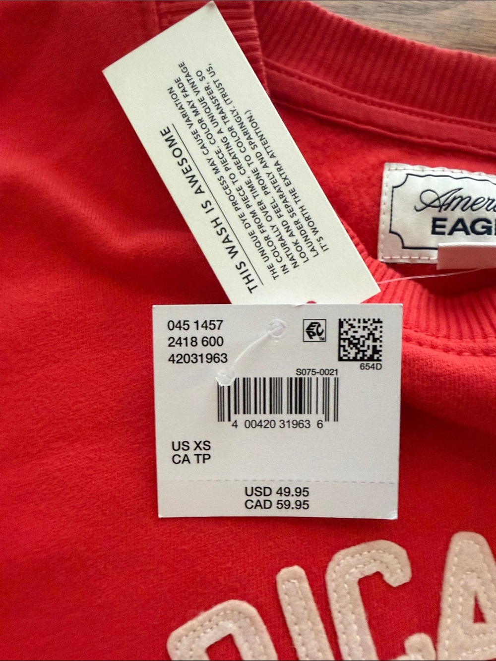 American Eagle Outfitters Red Crewneck with White Logo Embroidery - Picture 4 of 6